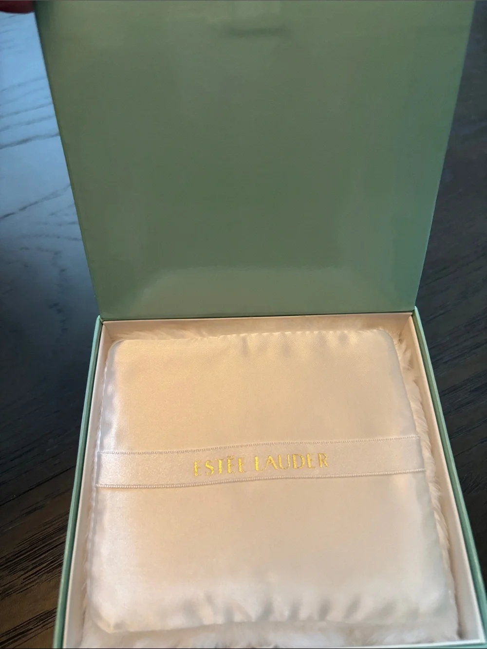 Estee Lauder Youth‑Dew Dusting Powder — NEW AND UNUSED. SEALED.